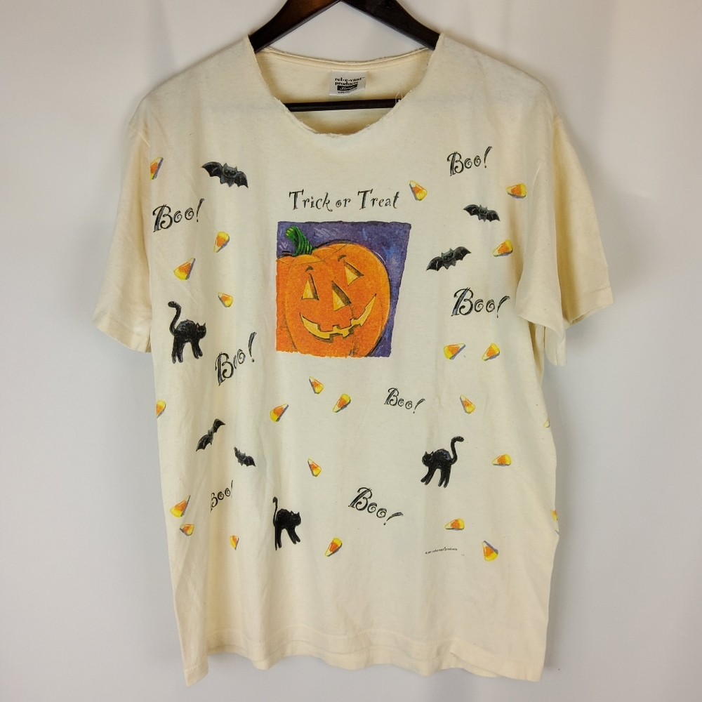 Vintage 1997 Rel•e•vant Products Halloween Graphic Trick or Treat T Shirt